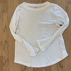 Madewell long sleeve sheer white crewneck whisper tee. Xxs rib crewneck